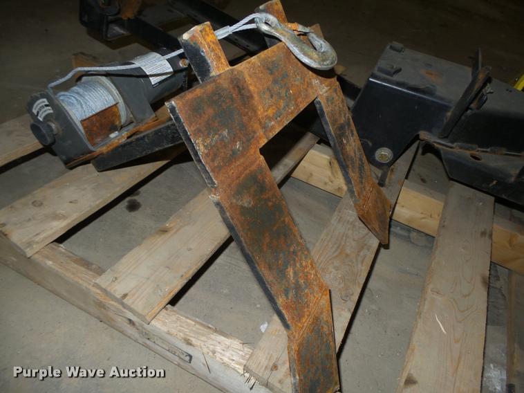 image for item AU9696 John Deere 48" blade