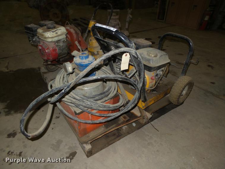 image for item AU9697 Tools