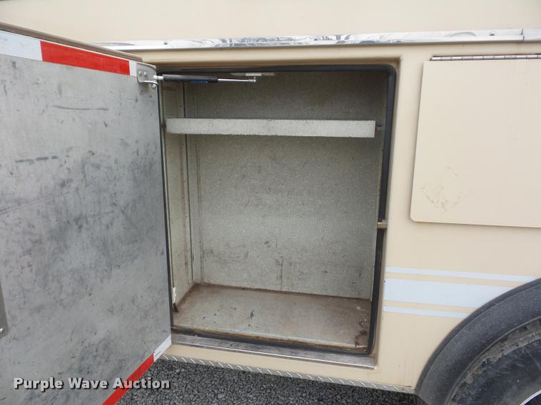 image for item BI9172 2005 International DuraStar 4300 personnel transport truck