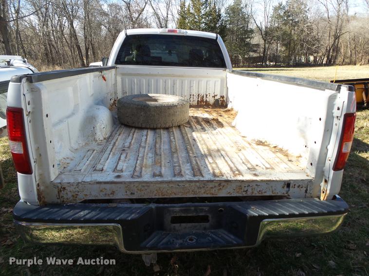 image for item BM9515 2005 Ford F150 SuperCab pickup truck