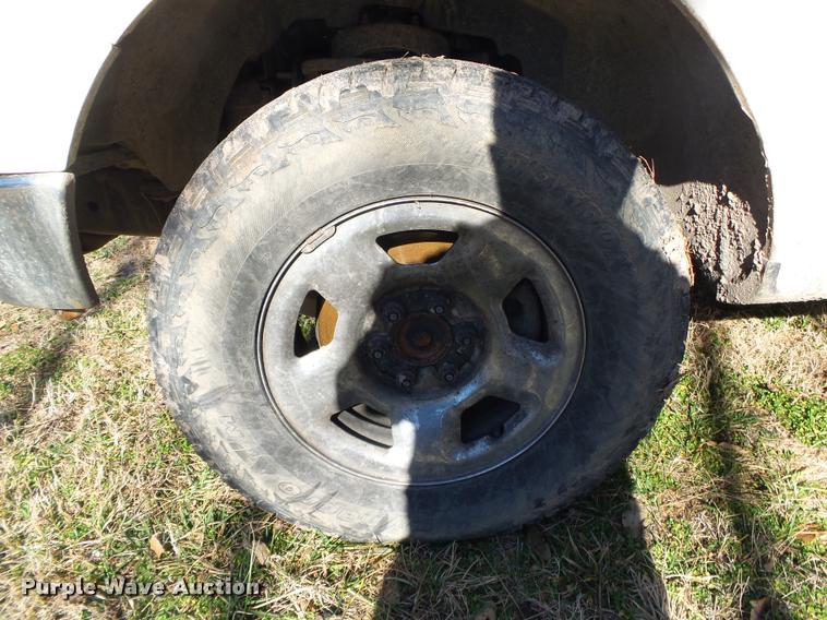 image for item BM9515 2005 Ford F150 SuperCab pickup truck