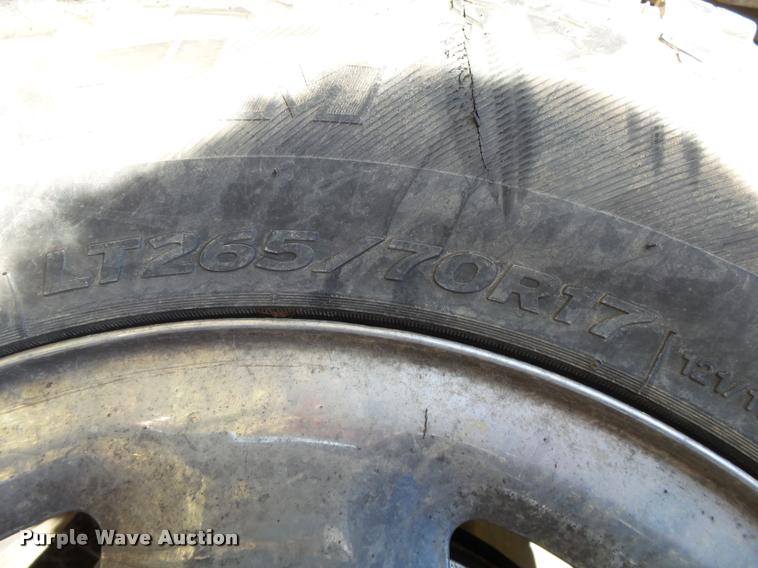 image for item BM9515 2005 Ford F150 SuperCab pickup truck