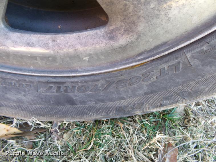 image for item BM9515 2005 Ford F150 SuperCab pickup truck