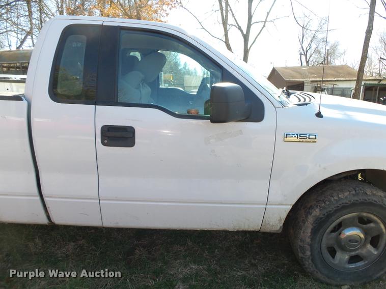 image for item BM9515 2005 Ford F150 SuperCab pickup truck