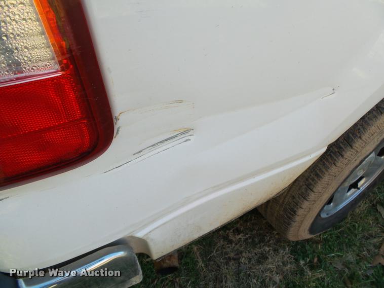 image for item BM9515 2005 Ford F150 SuperCab pickup truck