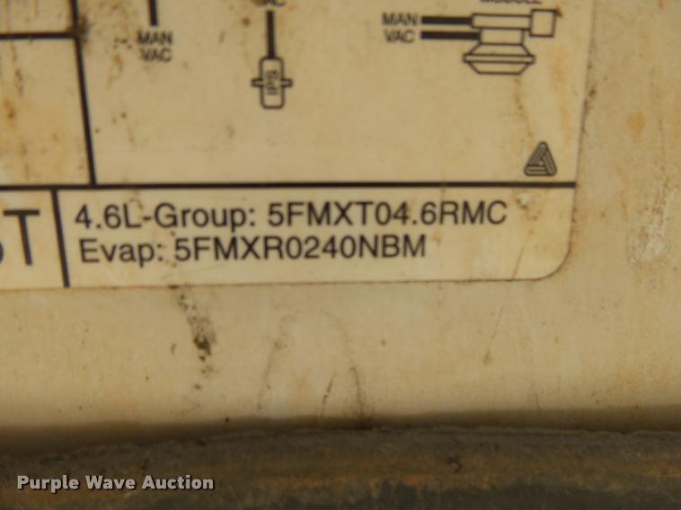 image for item BM9515 2005 Ford F150 SuperCab pickup truck