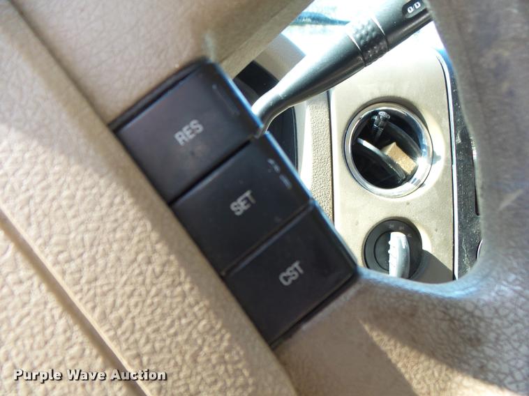 image for item BM9515 2005 Ford F150 SuperCab pickup truck