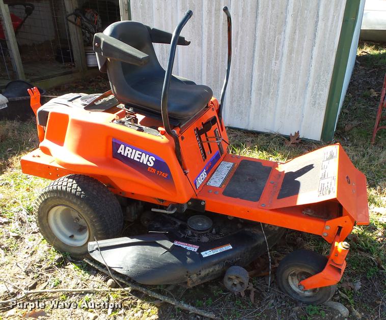 image for item BM9517 Ariens EZR1742 lawn mower