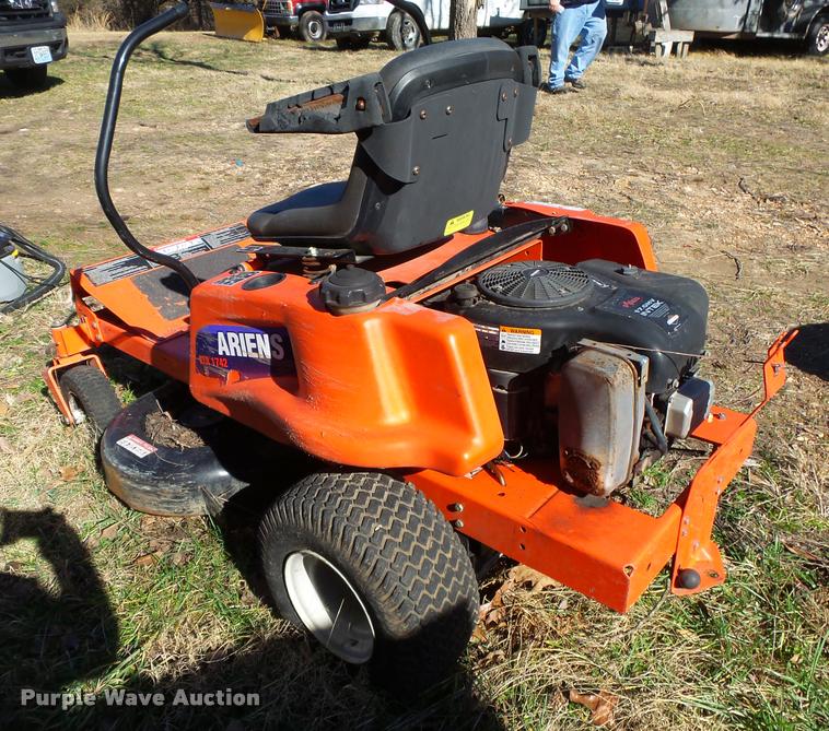 image for item BM9517 Ariens EZR1742 lawn mower