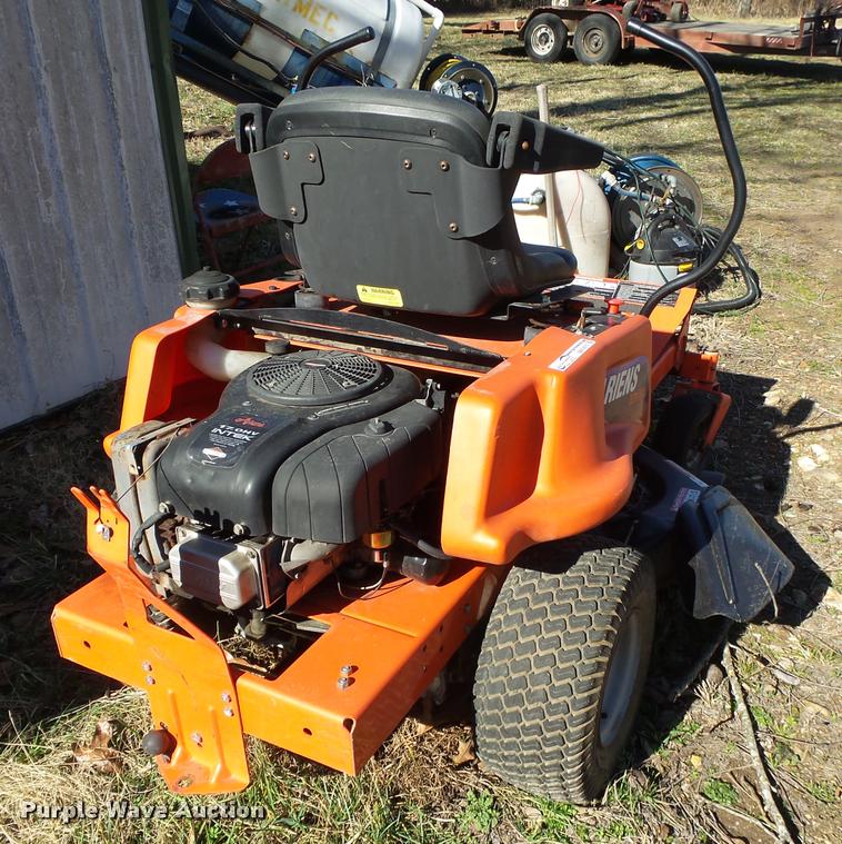 image for item BM9517 Ariens EZR1742 lawn mower