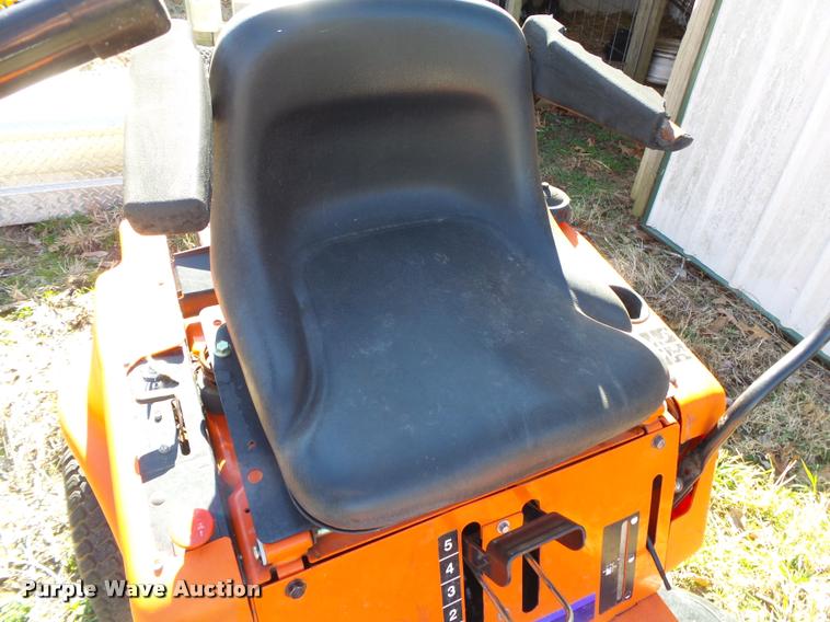 image for item BM9517 Ariens EZR1742 lawn mower