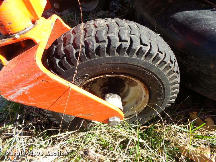 image for item BM9517 Ariens EZR1742 lawn mower