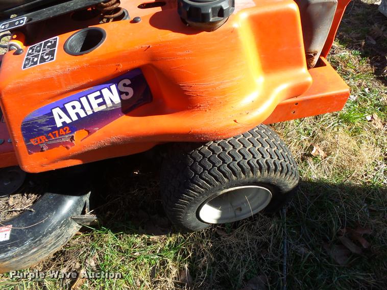 image for item BM9517 Ariens EZR1742 lawn mower