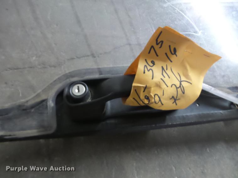 image for item BT9022 Skid steer door