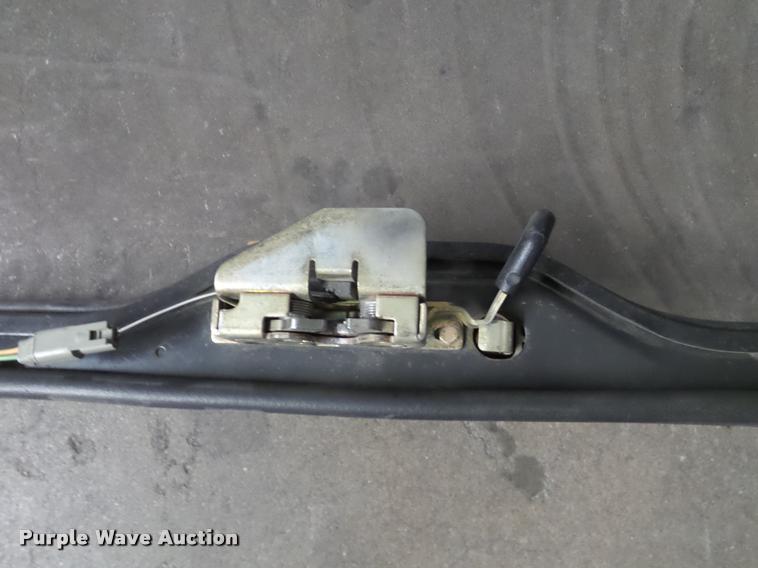 image for item BT9022 Skid steer door