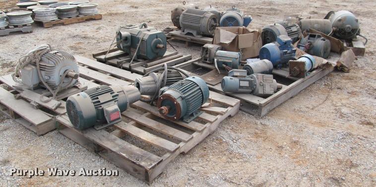 image for item BT9083 Approximately 21 electric motors