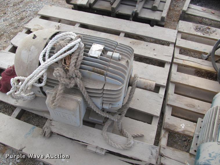 image for item BT9083 Approximately 21 electric motors