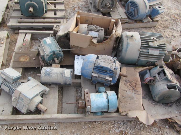 image for item BT9083 Approximately 21 electric motors