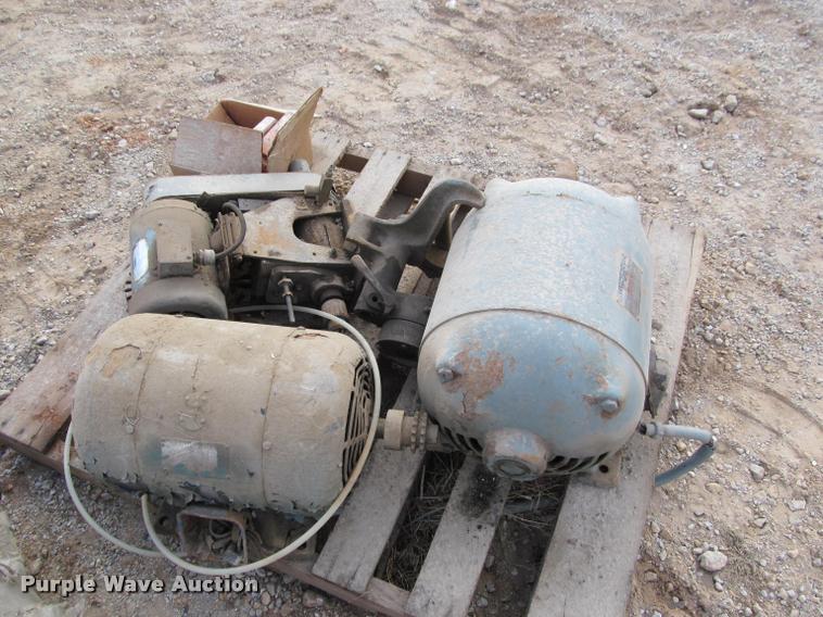 image for item BT9083 Approximately 21 electric motors