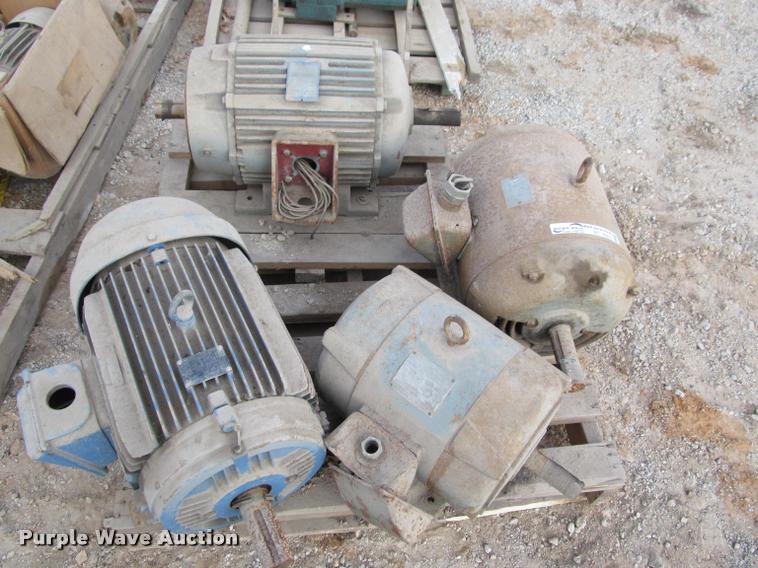 image for item BT9083 Approximately 21 electric motors