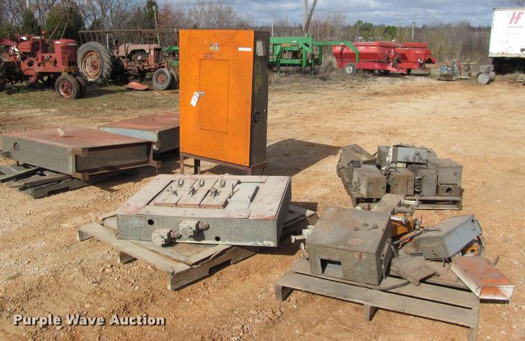 image for item BT9088 Electric panels