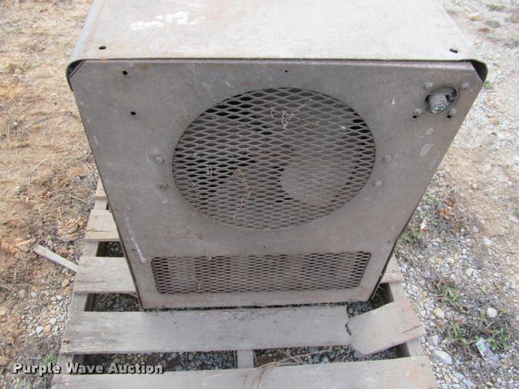 image for item BT9090 (4) welders