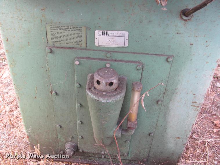 image for item BT9094 Do All C9 band saw