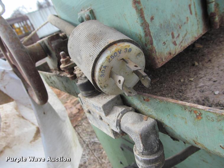 image for item BT9094 Do All C9 band saw