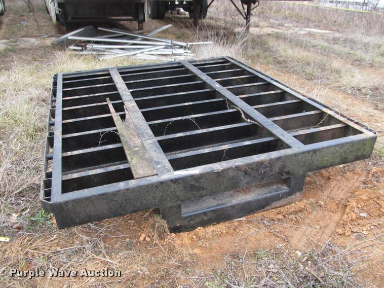 image for item BT9109 Flatbed