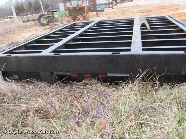 image for item BT9109 Flatbed