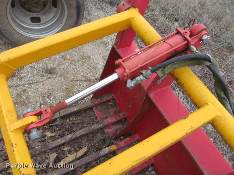 image for item BT9115 Beeson skid steer grapple bucket