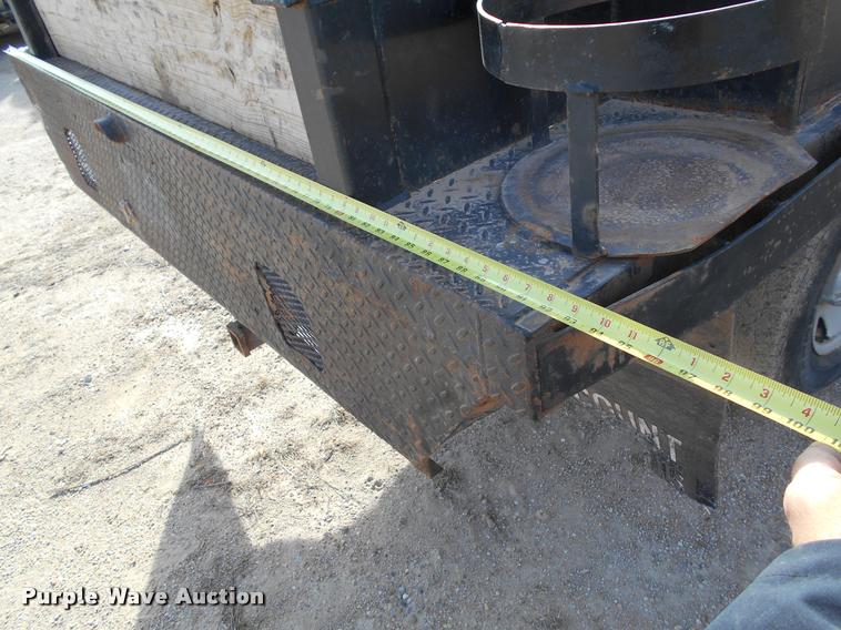 image for item BU9418 2006 Ford F250 Super Duty SuperCab flatbed pickup truck