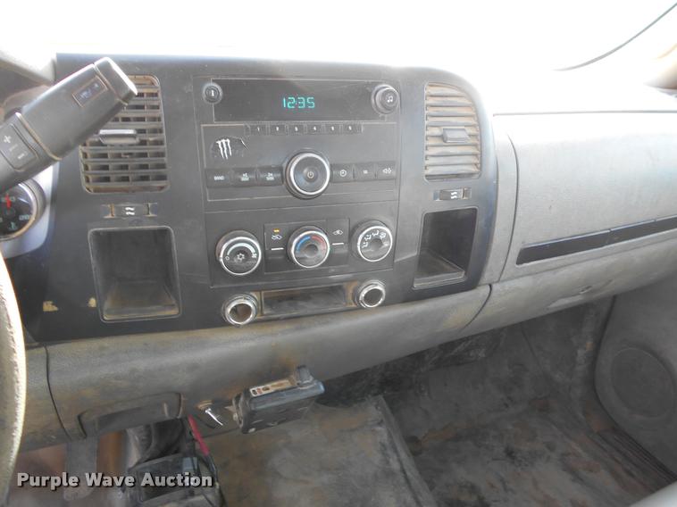 image for item BU9422 2008 Chevrolet Silverado 2500HD Ext. Cab pickup truck