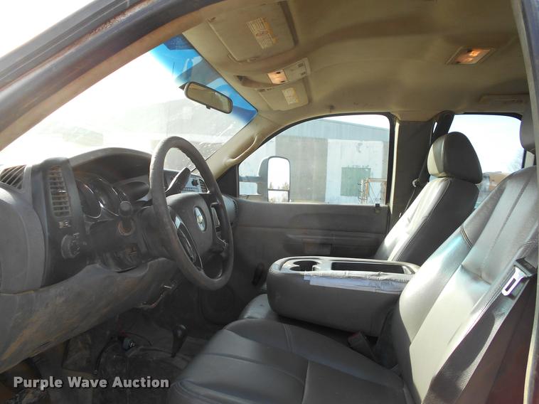 image for item BU9422 2008 Chevrolet Silverado 2500HD Ext. Cab pickup truck