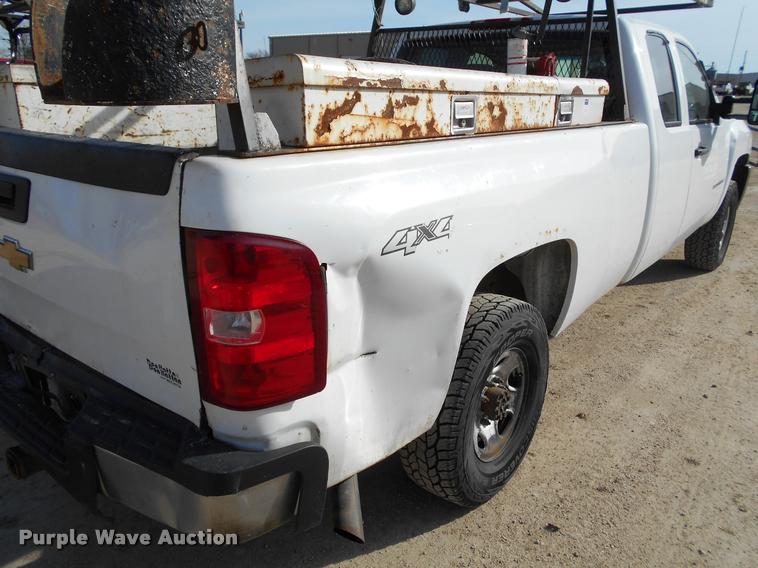 image for item BU9422 2008 Chevrolet Silverado 2500HD Ext. Cab pickup truck