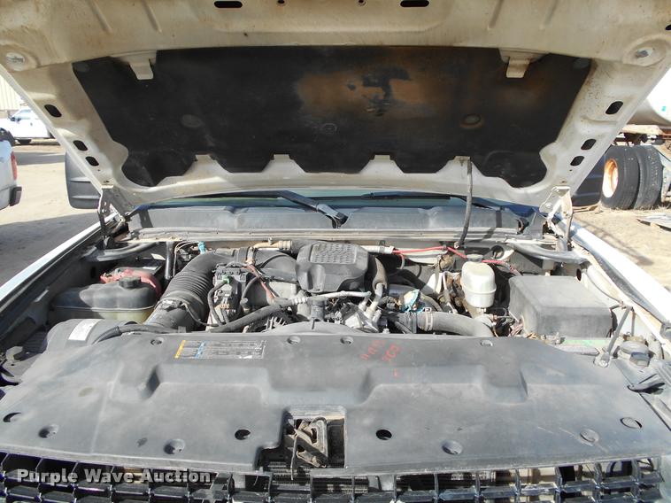 image for item BU9423 2007 Chevrolet Silverado 3500HD Ext. Cab flatbed pickup truck