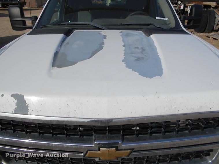 image for item BU9423 2007 Chevrolet Silverado 3500HD Ext. Cab flatbed pickup truck