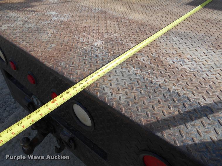 image for item BU9423 2007 Chevrolet Silverado 3500HD Ext. Cab flatbed pickup truck