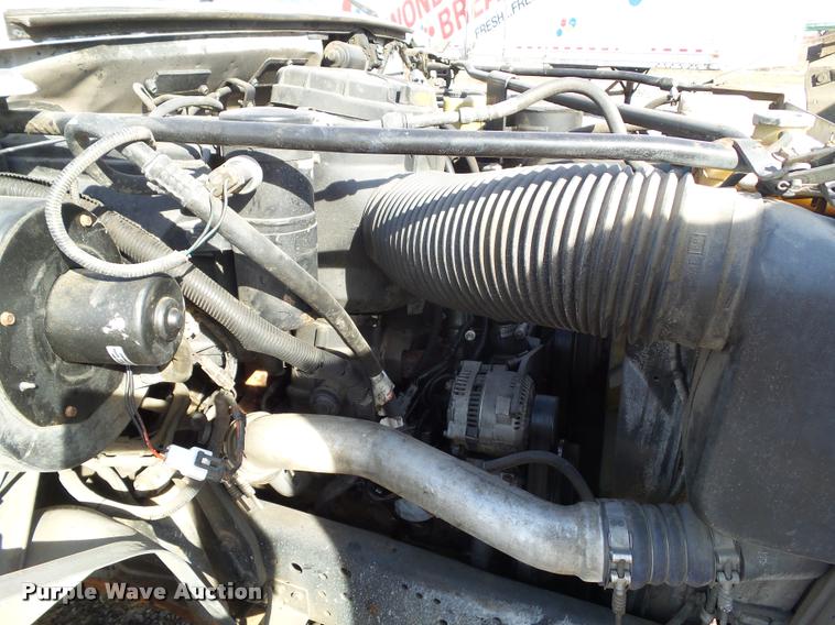 image for item BZ9976 1997 Ford F800 refuse truck