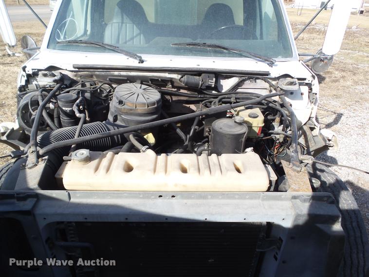 image for item BZ9976 1997 Ford F800 refuse truck