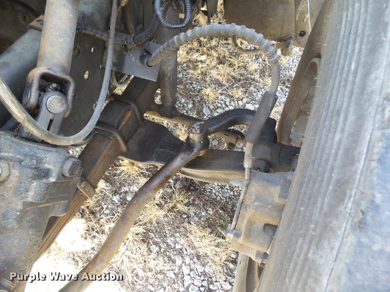 image for item BZ9976 1997 Ford F800 refuse truck