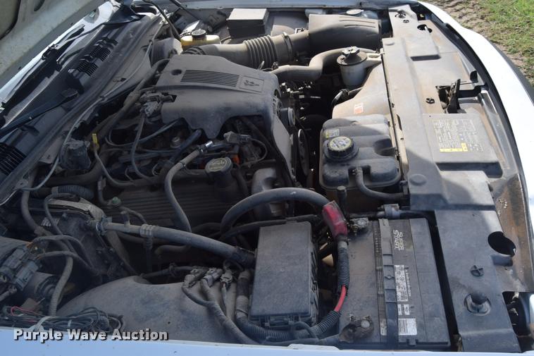 image for item CB9069 2004 Ford Crown Victoria Police Interceptor