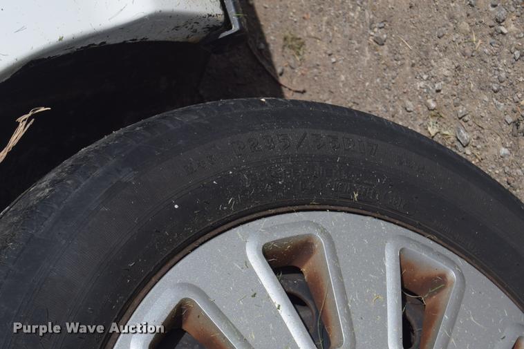 image for item CB9069 2004 Ford Crown Victoria Police Interceptor