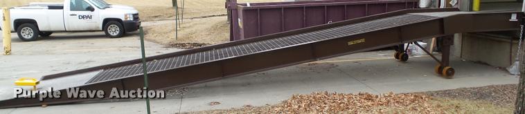 image for item CB9782 2016 Beacon YR-30-8536 dock yard ramp