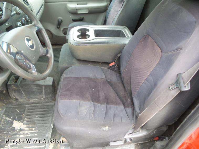 image for item CB9783 2007 Chevrolet Silverado 1500 pickup truck