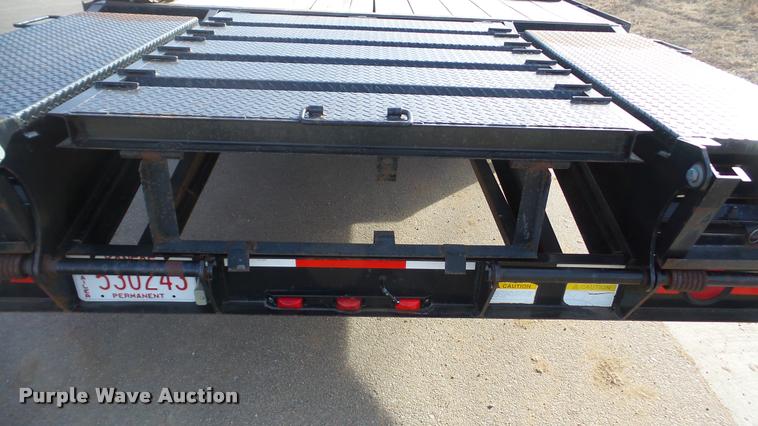 image for item DA0292 2003 Hillsboro 700 equipment trailer