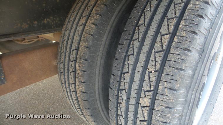 image for item DA0292 2003 Hillsboro 700 equipment trailer