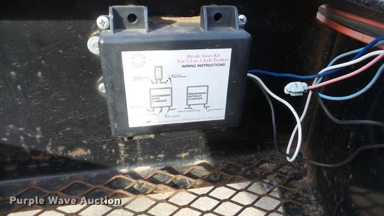 image for item DA0292 2003 Hillsboro 700 equipment trailer