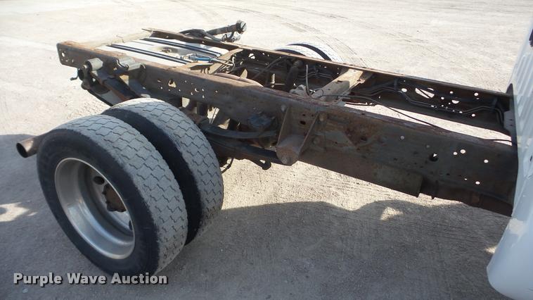 image for item DA0296 2007 Ford F450 Super Duty Crew Cab cab and chassis truck