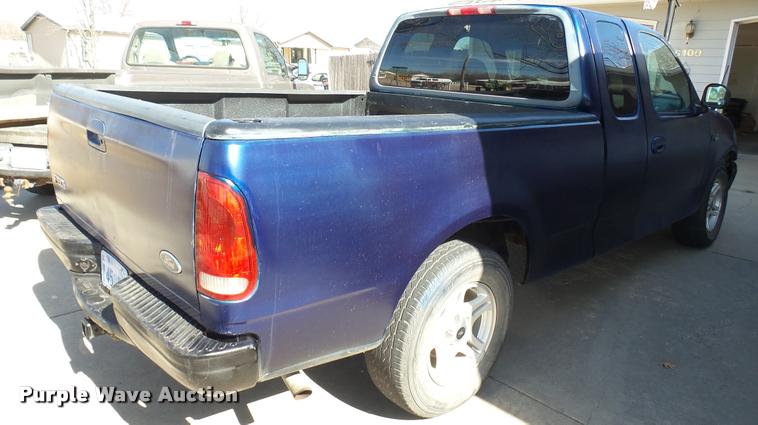 image for item DA0315 1998 Ford F150 SuperCab pickup truck